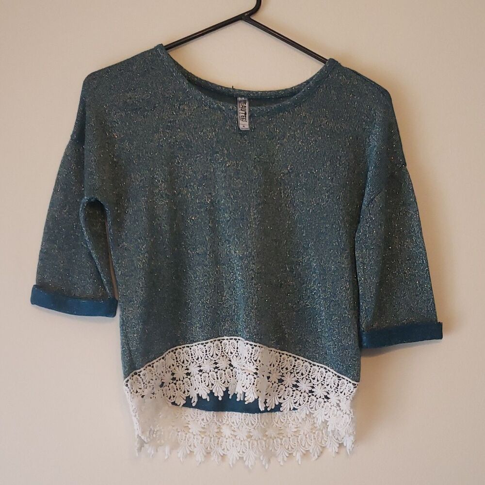 Beautees Relaxed Blouse with Lace Trim Girls Size X-Large